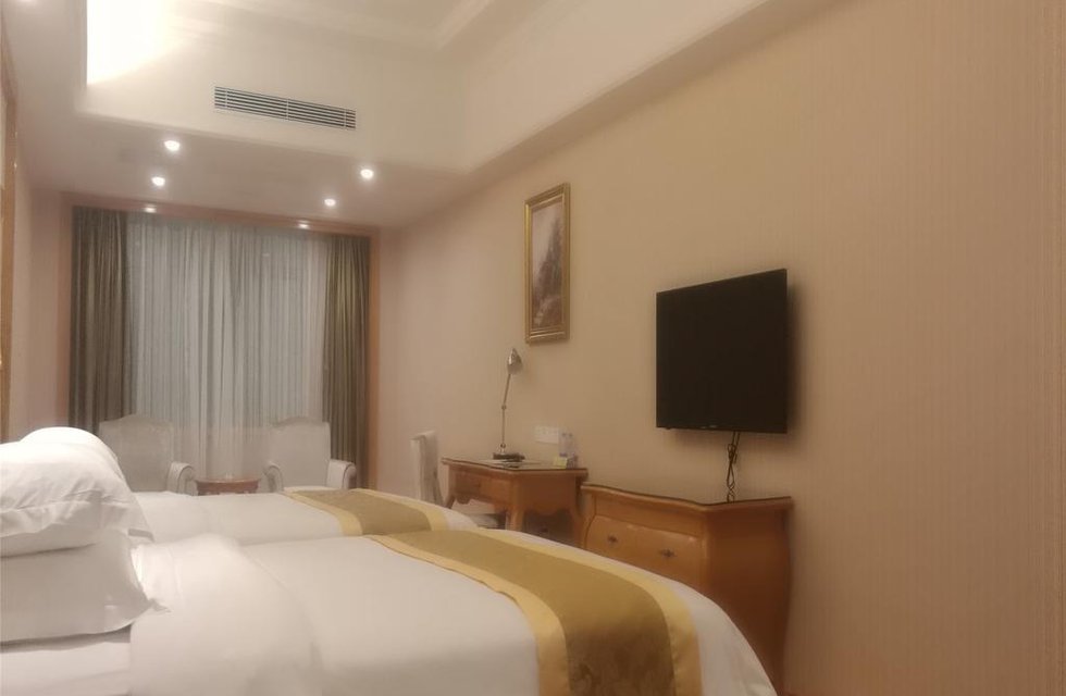Vienna International Hotel Guangzhou Airport Xinshi в Гуанчжоу Китай ✅. Забронировать номер онлайн по выгодной цене в Vienna International Hotel Guangzhou Airport Xinshi. Трансфер из аэропорта.
