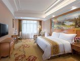 Vienna International Hotel Guangzhou Airport Xinshi в Гуанчжоу Китай ✅. Забронировать номер онлайн по выгодной цене в Vienna International Hotel Guangzhou Airport Xinshi. Трансфер из аэропорта.