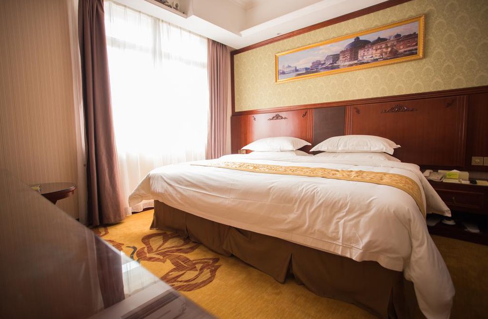 Vienna Hotel Shiqiao Metro Station в Гуанчжоу Китай ✅. Забронировать номер онлайн по выгодной цене в Vienna Hotel Shiqiao Metro Station. Трансфер из аэропорта.