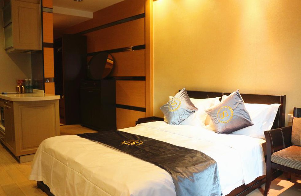 She & He Service Apartment Huifeng в Гуанчжоу Китай ✅. Забронировать номер онлайн по выгодной цене в She & He Service Apartment Huifeng. Трансфер из аэропорта.