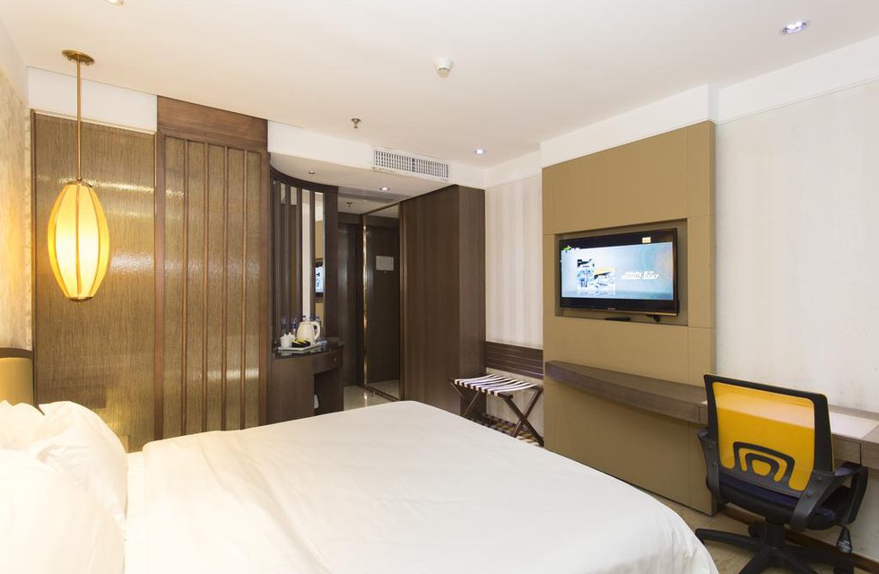 Kaiserdom Hotel Airport Road в Гуанчжоу Китай ✅. Забронировать номер онлайн по выгодной цене в Kaiserdom Hotel Airport Road. Трансфер из аэропорта.