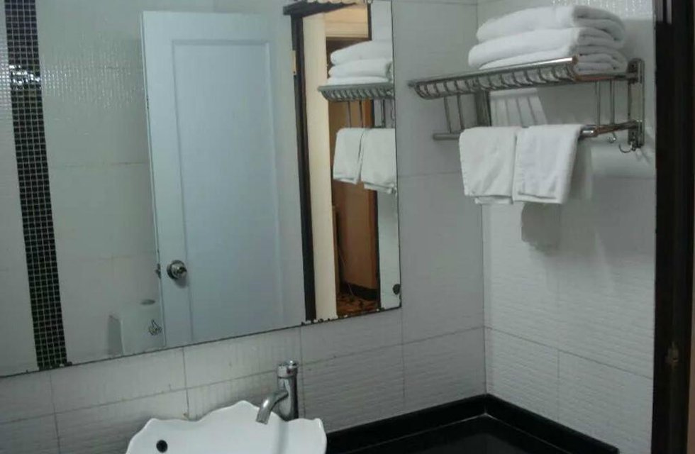 Guangzhou Wanma Hotel в Гуанчжоу Китай ✅. Забронировать номер онлайн по выгодной цене в Guangzhou Wanma Hotel. Трансфер из аэропорта.