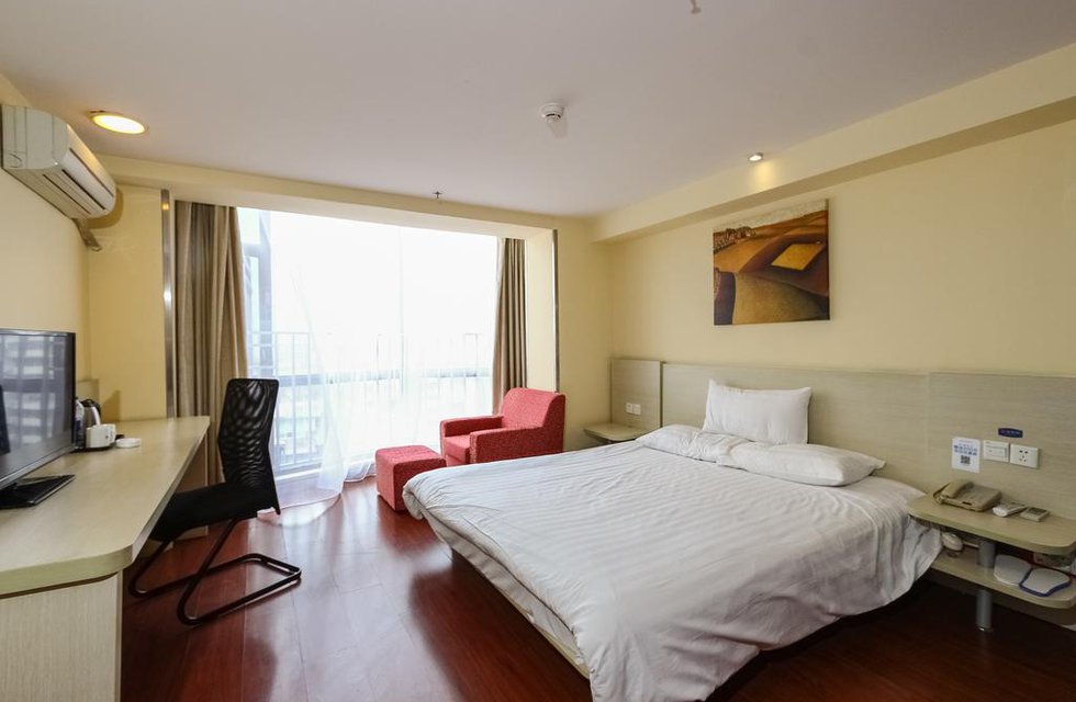 Hanting Express Guangzhou Beijing Road Tianzi wharf hotel (Former Jiangwan hotel) в Гуанчжоу Китай ✅. Забронировать номер онлайн по выгодной цене в Hanting Express Guangzhou Beijing Road Tianzi wharf hotel (Former Jiangwan hotel). Трансфер из аэропорта.