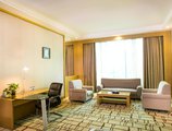 Baiyun Cheerful Hotel в Гуанчжоу Китай ✅. Забронировать номер онлайн по выгодной цене в Baiyun Cheerful Hotel. Трансфер из аэропорта.