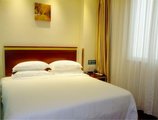 GreenTree Inn Guangdong Guangzhou Jichang Road Express Hotel в Гуанчжоу Китай ✅. Забронировать номер онлайн по выгодной цене в GreenTree Inn Guangdong Guangzhou Jichang Road Express Hotel. Трансфер из аэропорта.