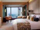 The Ritz-Carlton Shanghai, Pudong в Шанхай Китай ✅. Забронировать номер онлайн по выгодной цене в The Ritz-Carlton Shanghai, Pudong. Трансфер из аэропорта.