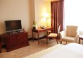 Howard Johnson Plaza Shanghai в Шанхай Китай ✅. Забронировать номер онлайн по выгодной цене в Howard Johnson Plaza Shanghai. Трансфер из аэропорта.