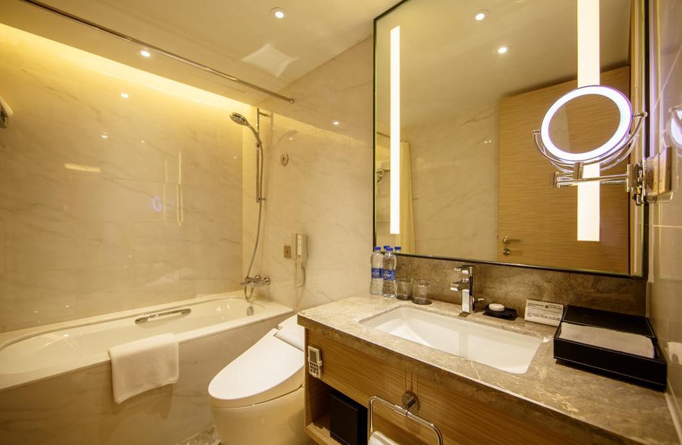 Hotel Equatorial Shanghai в Шанхай Китай ✅. Забронировать номер онлайн по выгодной цене в Hotel Equatorial Shanghai. Трансфер из аэропорта.