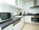 City Life Service Apartment-Skyline Manison