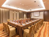 Holiday Inn Shanghai Hongqiao в Шанхай Китай ✅. Забронировать номер онлайн по выгодной цене в Holiday Inn Shanghai Hongqiao. Трансфер из аэропорта.