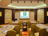 Holiday Inn Downtown Shanghai в Шанхай Китай ✅. Забронировать номер онлайн по выгодной цене в Holiday Inn Downtown Shanghai. Трансфер из аэропорта.