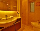 Rayfont Celebrity Hotel & Apartment Shanghai в Шанхай Китай ✅. Забронировать номер онлайн по выгодной цене в Rayfont Celebrity Hotel & Apartment Shanghai. Трансфер из аэропорта.