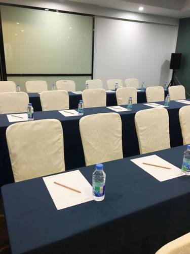 Yashidu Suites Hotel в Шанхай Китай ✅. Забронировать номер онлайн по выгодной цене в Yashidu Suites Hotel. Трансфер из аэропорта.