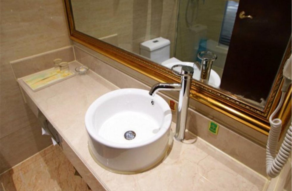 Vienna Hotel Shanghai Minhang Qibao Zhongyi Road в Шанхай Китай ✅. Забронировать номер онлайн по выгодной цене в Vienna Hotel Shanghai Minhang Qibao Zhongyi Road. Трансфер из аэропорта.