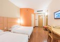 Ibis Shanghai Xujiahui в Шанхай Китай ✅. Забронировать номер онлайн по выгодной цене в Ibis Shanghai Xujiahui. Трансфер из аэропорта.