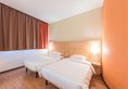 Ibis Shanghai Xujiahui в Шанхай Китай ✅. Забронировать номер онлайн по выгодной цене в Ibis Shanghai Xujiahui. Трансфер из аэропорта.