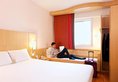 Ibis Shanghai Xujiahui в Шанхай Китай ✅. Забронировать номер онлайн по выгодной цене в Ibis Shanghai Xujiahui. Трансфер из аэропорта.