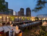 Hilton Beijing в Пекин Китай ✅. Забронировать номер онлайн по выгодной цене в Hilton Beijing. Трансфер из аэропорта.