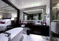 Renaissance Beijing Capital Hotel в Пекин Китай ✅. Забронировать номер онлайн по выгодной цене в Renaissance Beijing Capital Hotel. Трансфер из аэропорта.