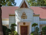 Raffles Grand Hotel d'Angkor в Сием Риеп Камбоджа ✅. Забронировать номер онлайн по выгодной цене в Raffles Grand Hotel d'Angkor. Трансфер из аэропорта.