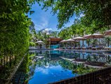 Lynnaya Urban River Resort