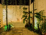 Lynnaya Urban River Resort в Сием Риеп Камбоджа ✅. Забронировать номер онлайн по выгодной цене в Lynnaya Urban River Resort. Трансфер из аэропорта.