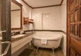 Empress Residence Resort and Spa в Сием Риеп Камбоджа ✅. Забронировать номер онлайн по выгодной цене в Empress Residence Resort and Spa. Трансфер из аэропорта.