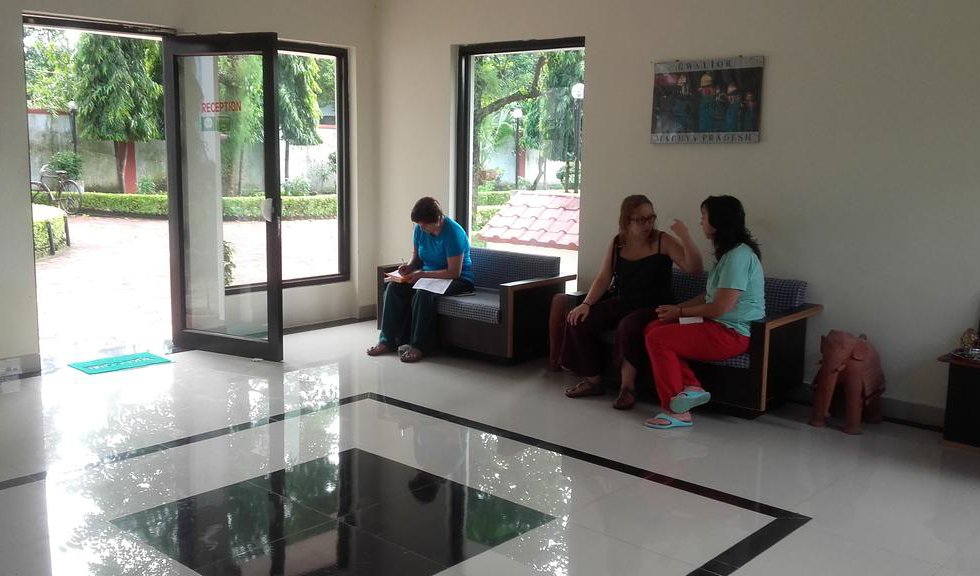 Yogi Ashram Guest House в Кхаджурахо Индия  ✅. Забронировать номер онлайн по выгодной цене в Yogi Ashram Guest House. Трансфер из аэропорта.