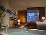 Singapore Marriott Tang Plaza Hotel в Сингапур Сингапур ✅. Забронировать номер онлайн по выгодной цене в Singapore Marriott Tang Plaza Hotel. Трансфер из аэропорта.