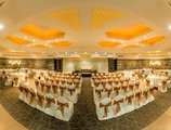 Howard Plaza The Fern, Agra в Агра Индия  ✅. Забронировать номер онлайн по выгодной цене в Howard Plaza The Fern, Agra. Трансфер из аэропорта.