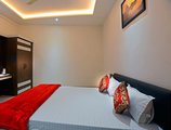 Hotel Riviera в Агра Индия  ✅. Забронировать номер онлайн по выгодной цене в Hotel Riviera. Трансфер из аэропорта.