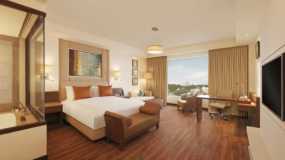 DoubleTree by Hilton Agra в Агра Индия  ✅. Забронировать номер онлайн по выгодной цене в DoubleTree by Hilton Agra. Трансфер из аэропорта.