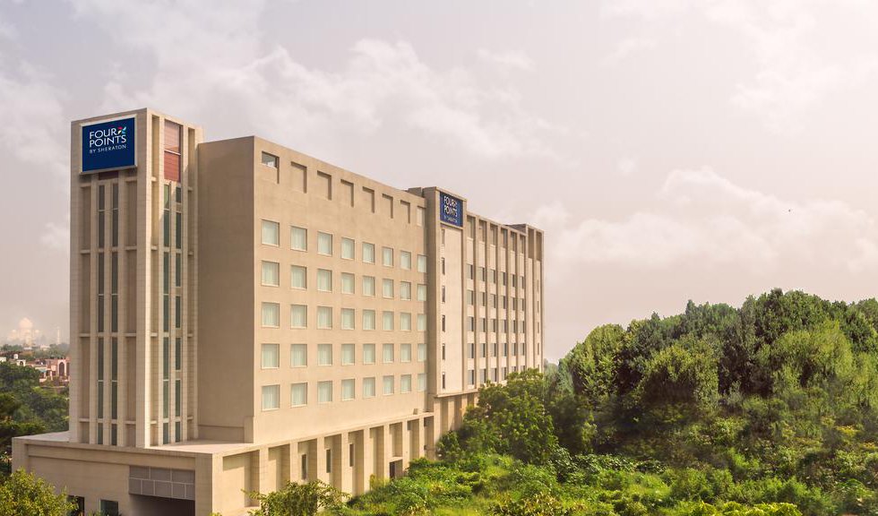 Four Points by Sheraton Agra в Агра Индия  ✅. Забронировать номер онлайн по выгодной цене в Four Points by Sheraton Agra. Трансфер из аэропорта.