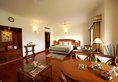 Jaypee Palace Hotel в Агра Индия  ✅. Забронировать номер онлайн по выгодной цене в Jaypee Palace Hotel. Трансфер из аэропорта.