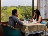 Hotel Clarks Shiraz в Агра Индия  ✅. Забронировать номер онлайн по выгодной цене в Hotel Clarks Shiraz. Трансфер из аэропорта.