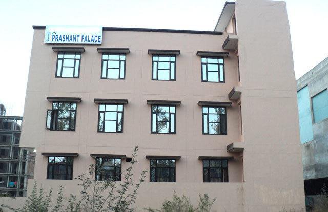Hotel Prashant Palace в Агра Индия  ✅. Забронировать номер онлайн по выгодной цене в Hotel Prashant Palace. Трансфер из аэропорта.