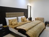 Hotel Madhushrie в Агра Индия  ✅. Забронировать номер онлайн по выгодной цене в Hotel Madhushrie. Трансфер из аэропорта.