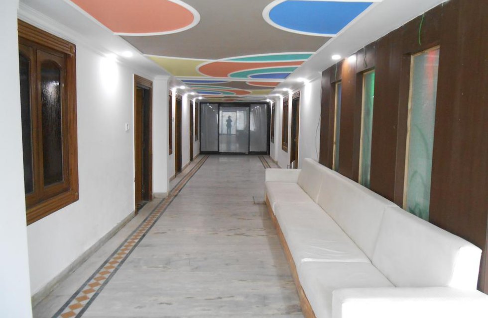 Hotel Areeba в Агра Индия  ✅. Забронировать номер онлайн по выгодной цене в Hotel Areeba. Трансфер из аэропорта.