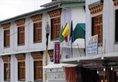 Hotel Lumbini в Лех Индия  ✅. Забронировать номер онлайн по выгодной цене в Hotel Lumbini. Трансфер из аэропорта.