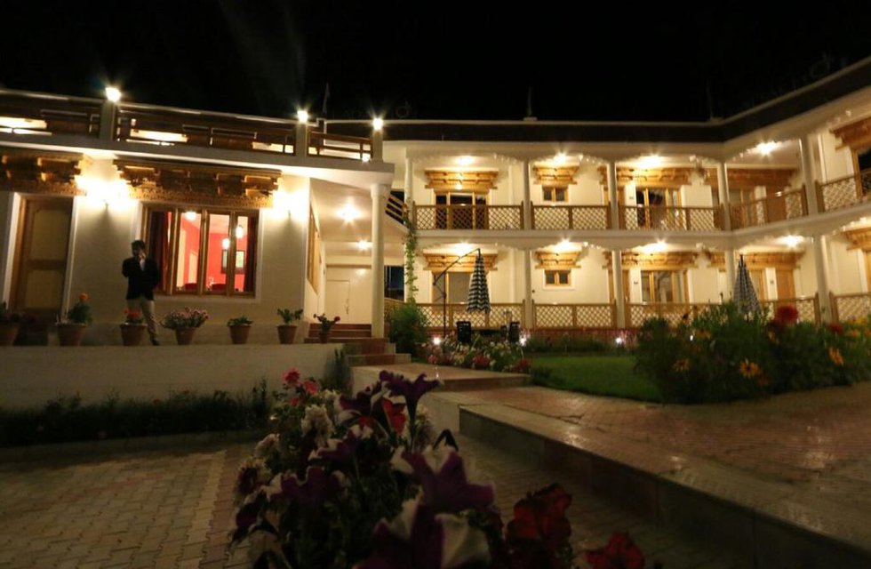 Hotel Ladakh Inn в Лех Индия  ✅. Забронировать номер онлайн по выгодной цене в Hotel Ladakh Inn. Трансфер из аэропорта.
