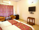 Suryaa Villa - A City Centre Hotel в Джайпур Индия  ✅. Забронировать номер онлайн по выгодной цене в Suryaa Villa - A City Centre Hotel. Трансфер из аэропорта.