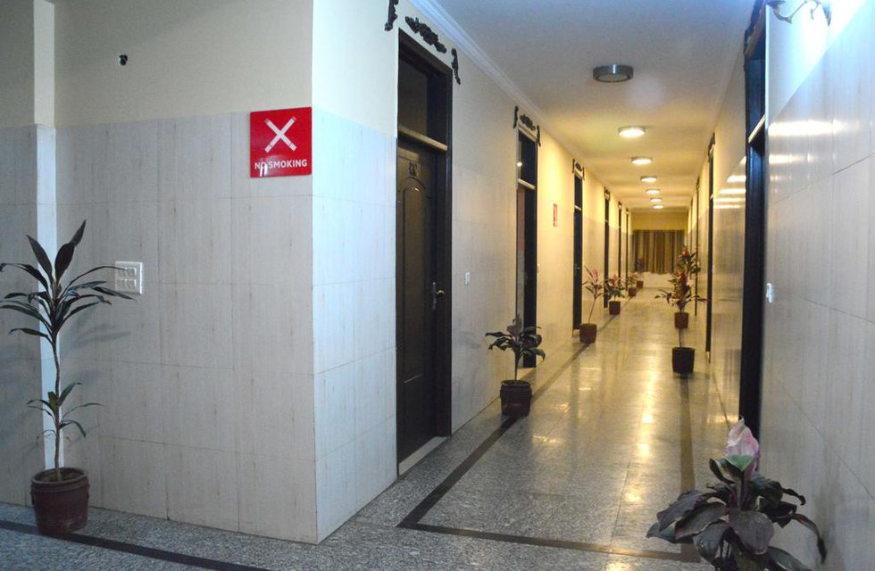 OYO Rooms Sindhi Camp Amber Tower(JAI244) в Джайпур Индия  ✅. Забронировать номер онлайн по выгодной цене в OYO Rooms Sindhi Camp Amber Tower(JAI244). Трансфер из аэропорта.
