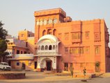 Hotel Tordi Palace - 100 km Jaipur в Джайпур Индия  ✅. Забронировать номер онлайн по выгодной цене в Hotel Tordi Palace - 100 km Jaipur. Трансфер из аэропорта.