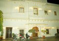 Hotel Nirbana Palace в Джайпур Индия  ✅. Забронировать номер онлайн по выгодной цене в Hotel Nirbana Palace. Трансфер из аэропорта.