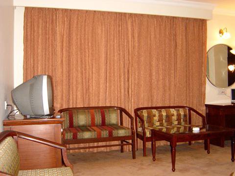 Hotel Raj Continental в Амритсар Индия  ✅. Забронировать номер онлайн по выгодной цене в Hotel Raj Continental. Трансфер из аэропорта.