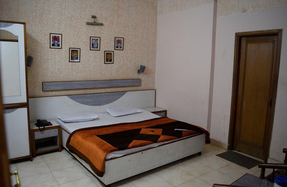 Hotel Queensland в Амритсар Индия  ✅. Забронировать номер онлайн по выгодной цене в Hotel Queensland. Трансфер из аэропорта.