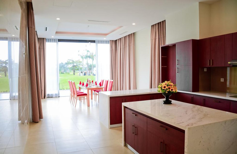 Diamond Bay Golf & Villas в Нячанг Вьетнам ✅. Забронировать номер онлайн по выгодной цене в Diamond Bay Golf & Villas. Трансфер из аэропорта.