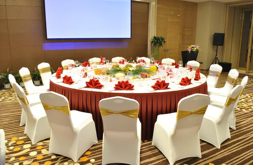 Holiday Inn Chengdu Oriental Plaza в Чэнду Китай ✅. Забронировать номер онлайн по выгодной цене в Holiday Inn Chengdu Oriental Plaza. Трансфер из аэропорта.