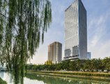 Wanda Reign Chengdu в Чэнду Китай ✅. Забронировать номер онлайн по выгодной цене в Wanda Reign Chengdu. Трансфер из аэропорта.