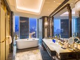 Wanda Reign Chengdu в Чэнду Китай ✅. Забронировать номер онлайн по выгодной цене в Wanda Reign Chengdu. Трансфер из аэропорта.